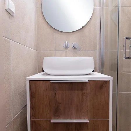J Villara's Luxury Apartment